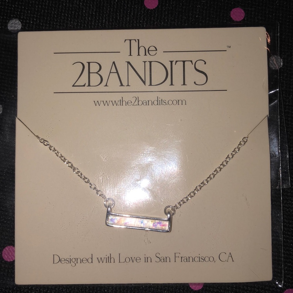 The 2Bandits Athens Nacklace